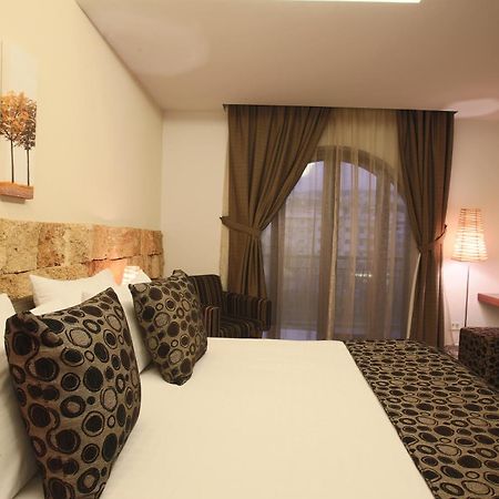 Monoberge Hotel Byblos Rum bild