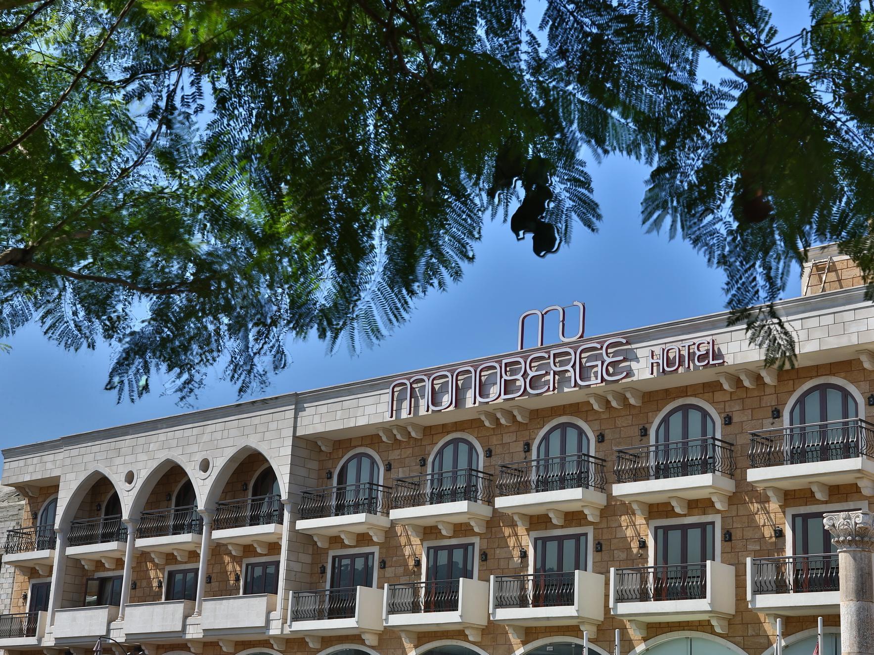 Monoberge Hotel Byblos Exteriör bild