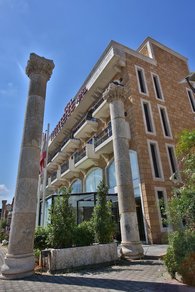 Monoberge Hotel Byblos Exteriör bild